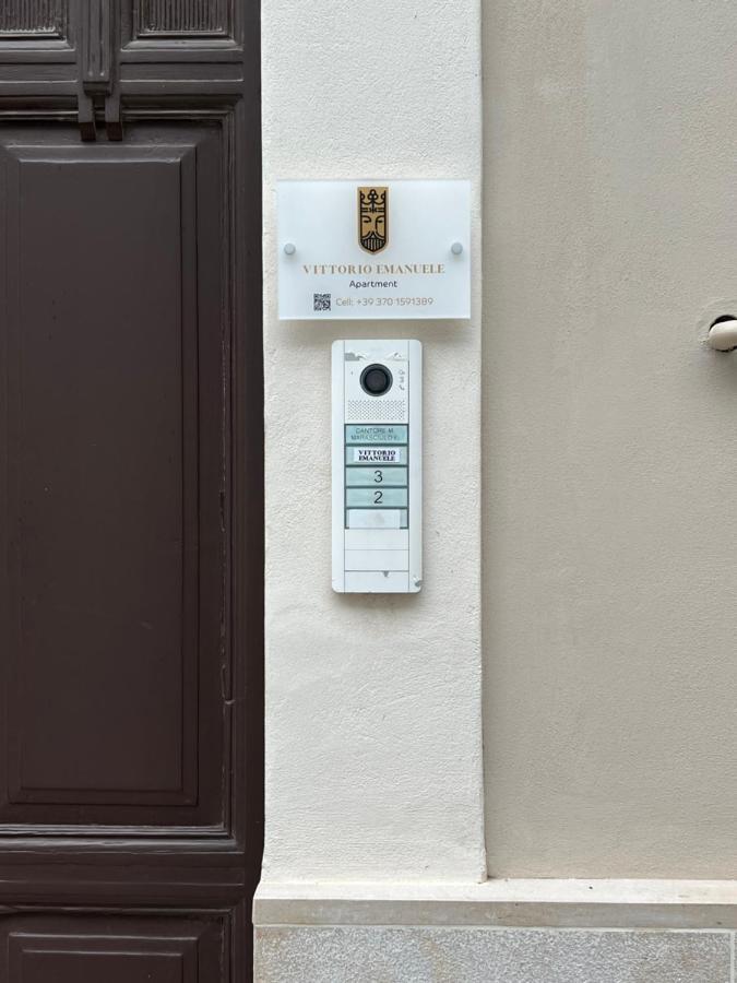 Vittorio Emanuele Apartment Монополи Экстерьер фото